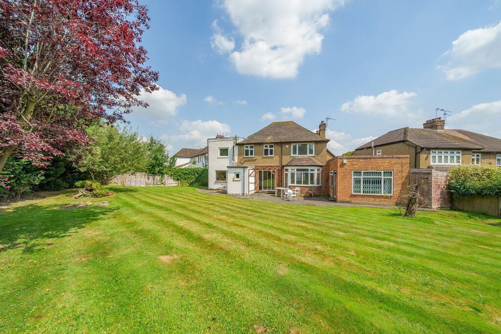 Parkside Drive, Edgware